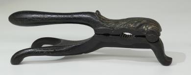 Korkpresse mit Jugendstil-Dekor, um 1900 